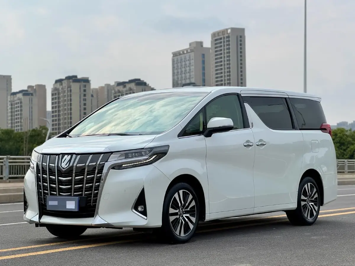 2018 Toyota Alphard 3.5L 301HP V6 8AT