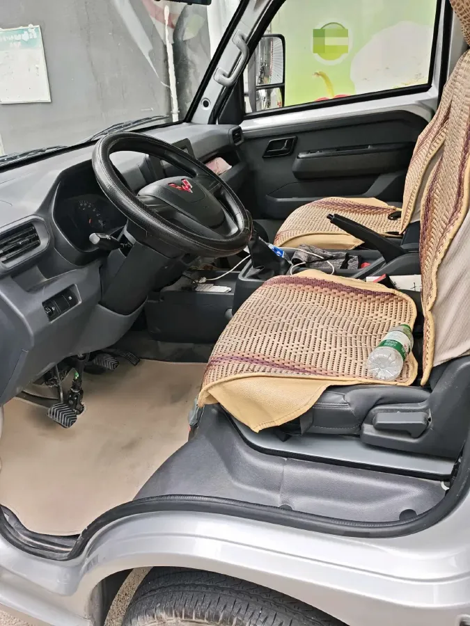 2023 WuLing Loong Truck 2.0L 136HP L4 5MT,autocango,china used car exporter,china ev exporter,chinese used car exporter,chinese used ev exporter