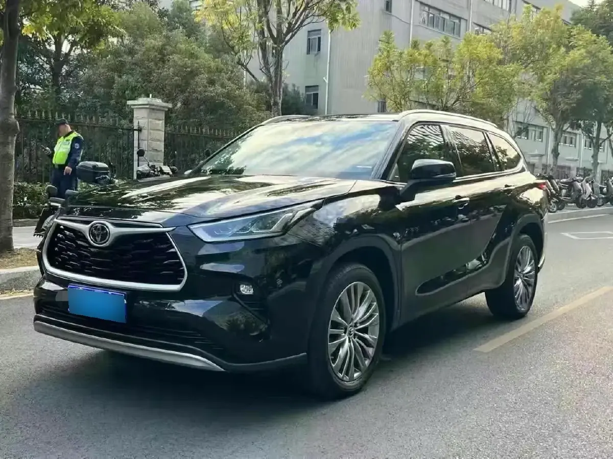 2022 Toyota Highlander 2.0T 248HP L4 8AT