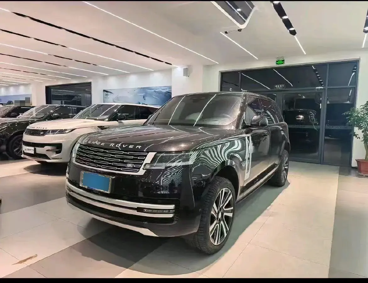 2024 Land Rover Range Rover 3.0T 400HP L6 8AT