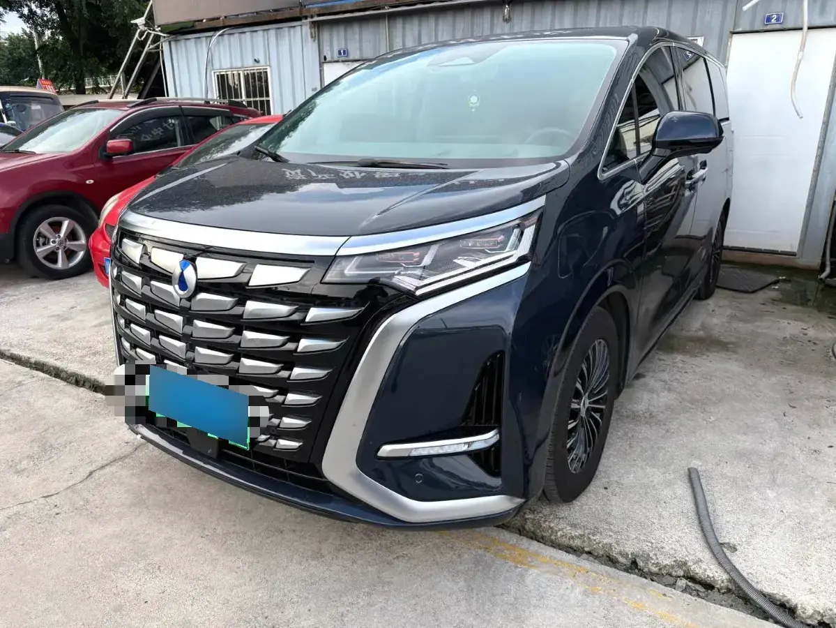 2022 Denza D9 1.5T 139HP L4 E-CVT PHEV 40.06KWH