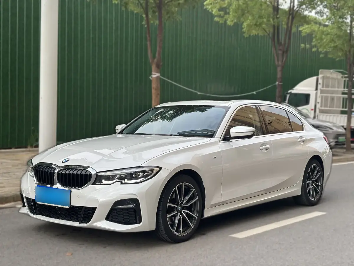 2021 BMW 3 Series 2.0T 156HP L4 8AT