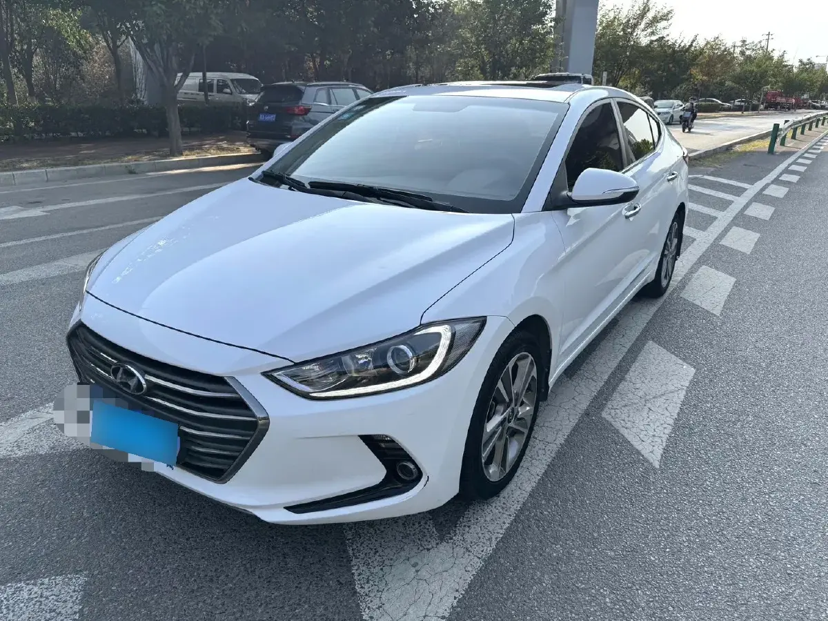 2018 Hyundai Elantra 1.6L 130HP L4 6AT