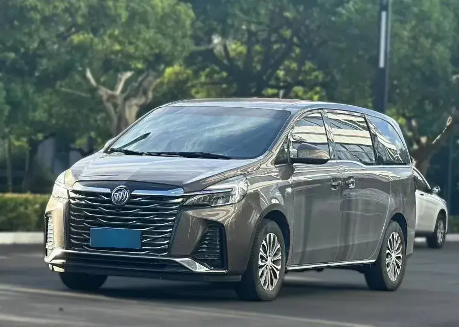 2023 Buick GL8 2.0T 237HP L4 9AT