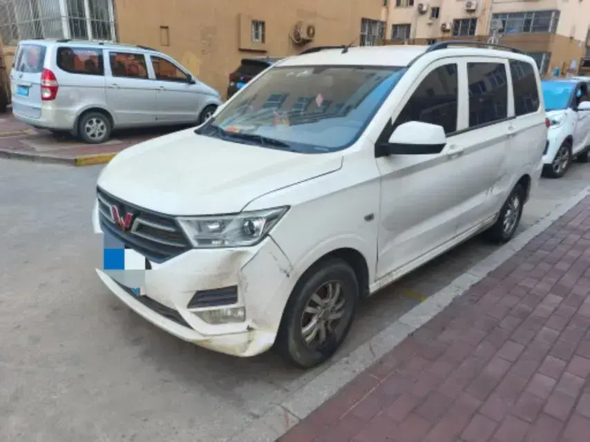 2021 WuLing HongGuang 1.5L 99HP L4 6MT