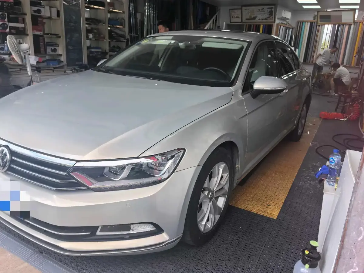 2017 Volkswagen Magotan 1.8T 180HP L4 7DCT