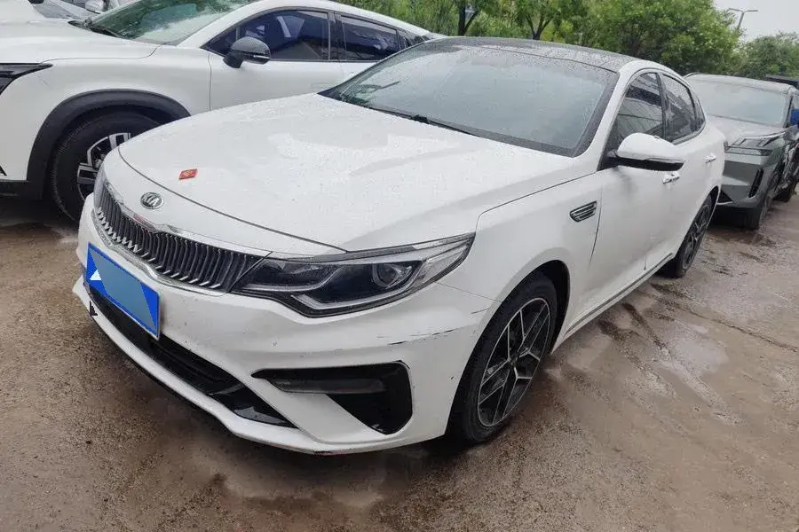 2019 Kia K5 2.0L 161HP L4 6AT