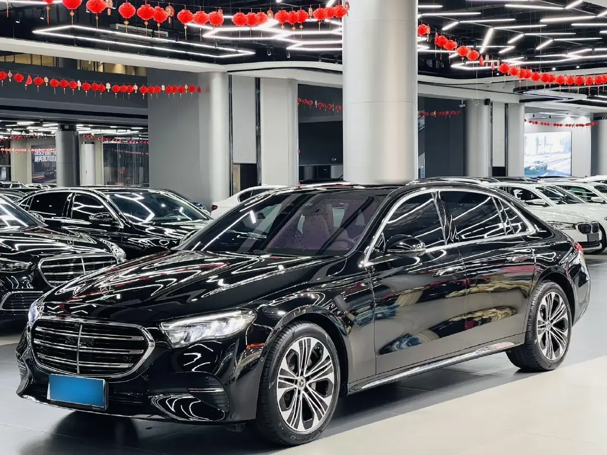 2025 Mercedes-Benz E Class 2.0T 258HP L4 9AT