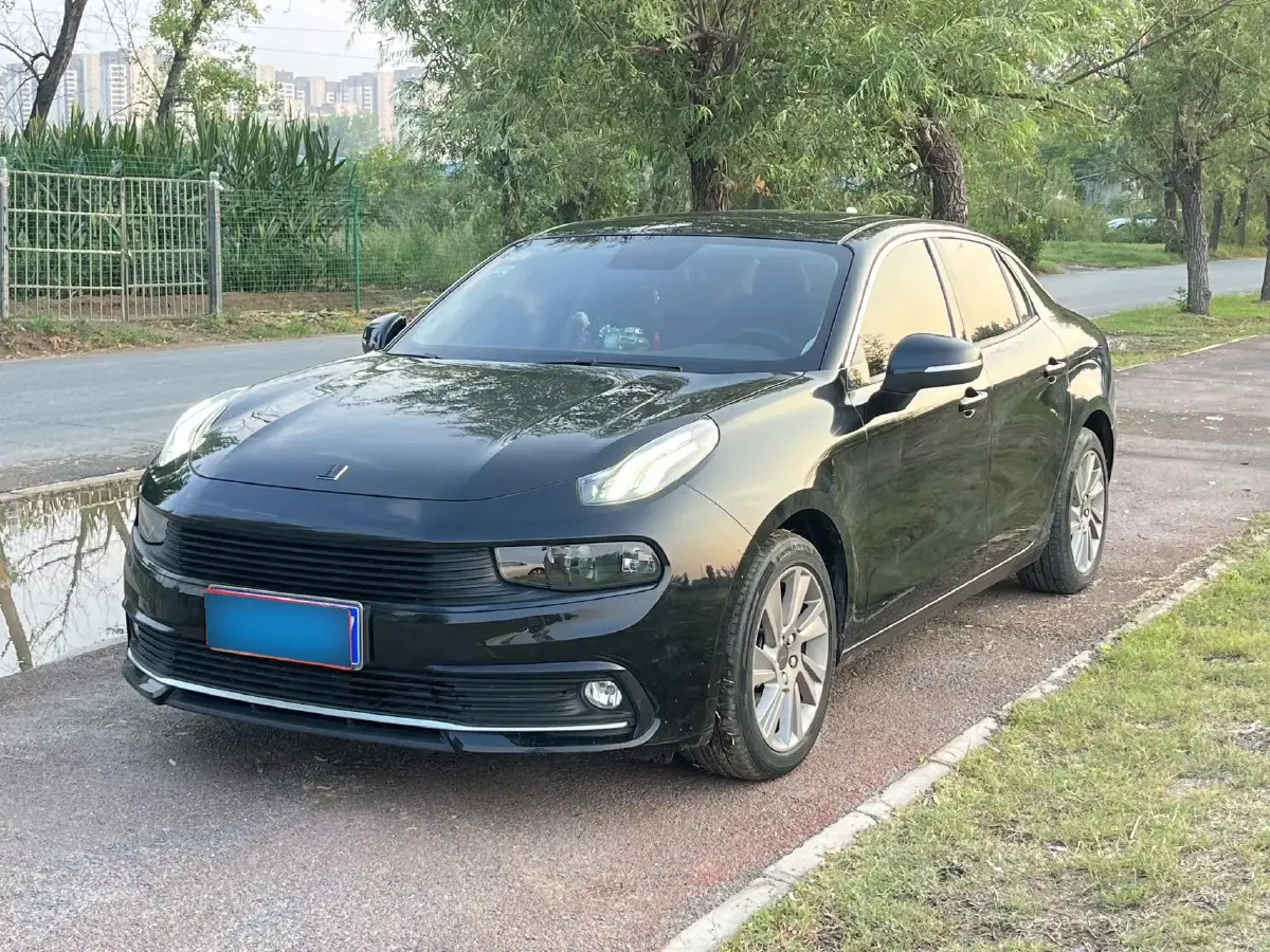 2018 LYNK&CO 03 1.5T 180HP L3 7DCT