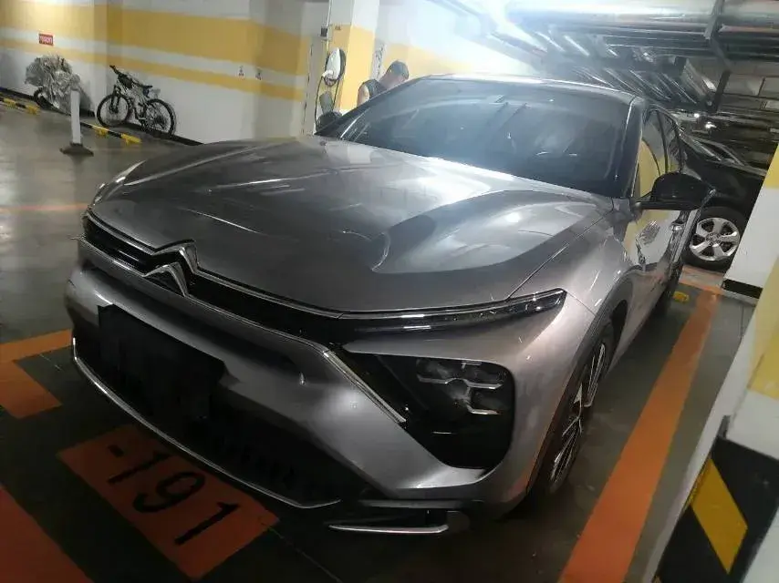 2023 Citroen C5 X 1.6T 175HP L4 8AT