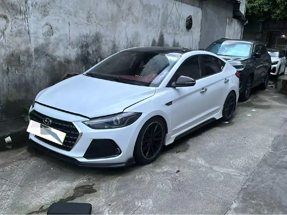 2019 Hyundai Elantra 1.4T 130HP L4 7DCT
