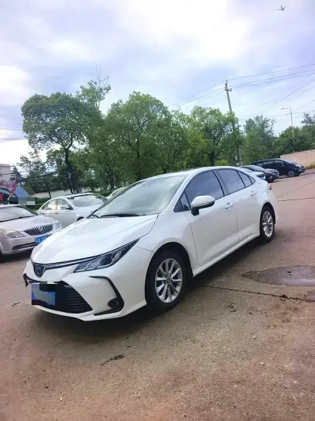 2021 Toyota Corolla 1.8L 98HP L4 E-CVT Hybrid