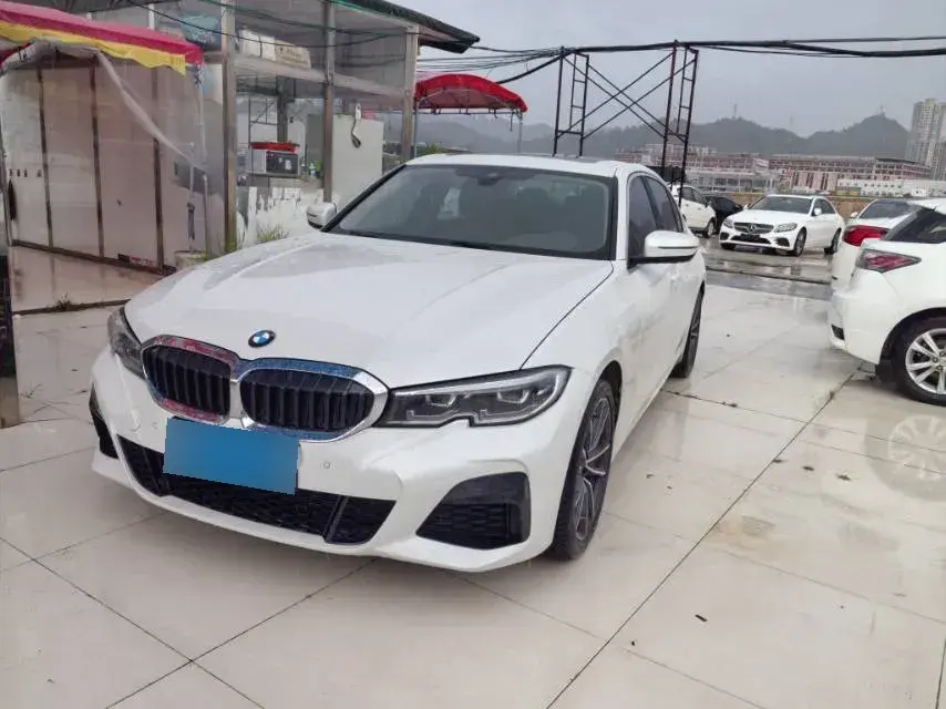 2022 BMW 3 Series 2.0T 184HP L4 8AT