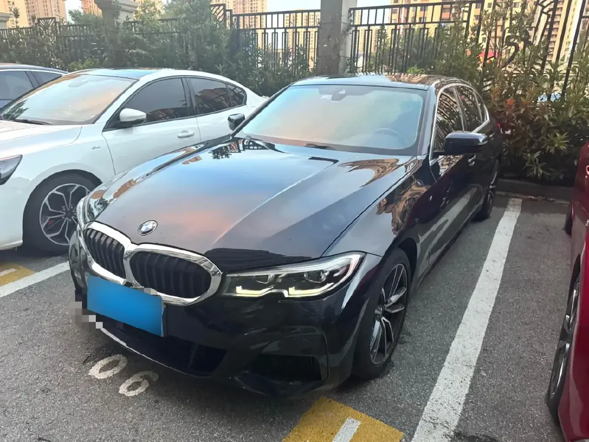 2022 BMW 3 Series 2.0T 184HP L4 8AT