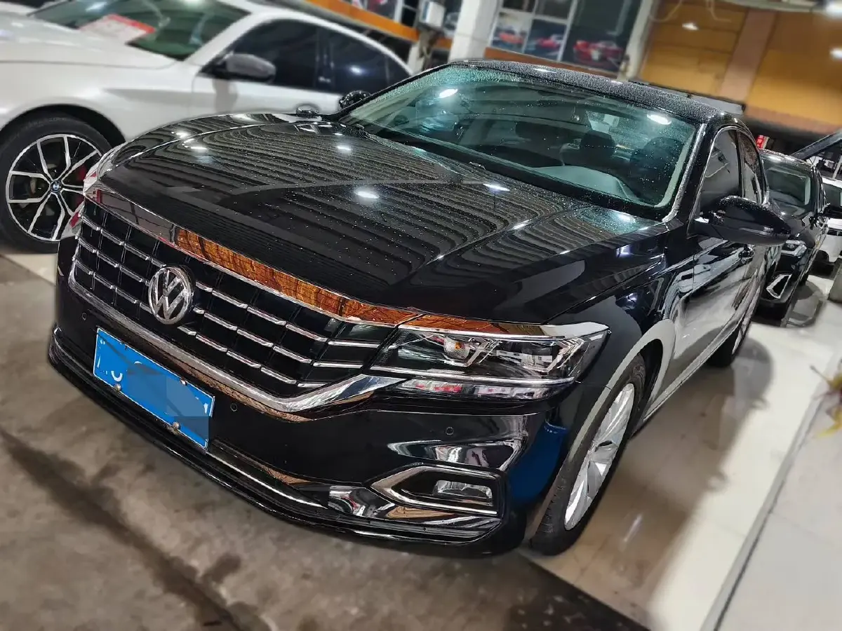 2019 Volkswagen Passat 2.0T 186HP L4 7DCT