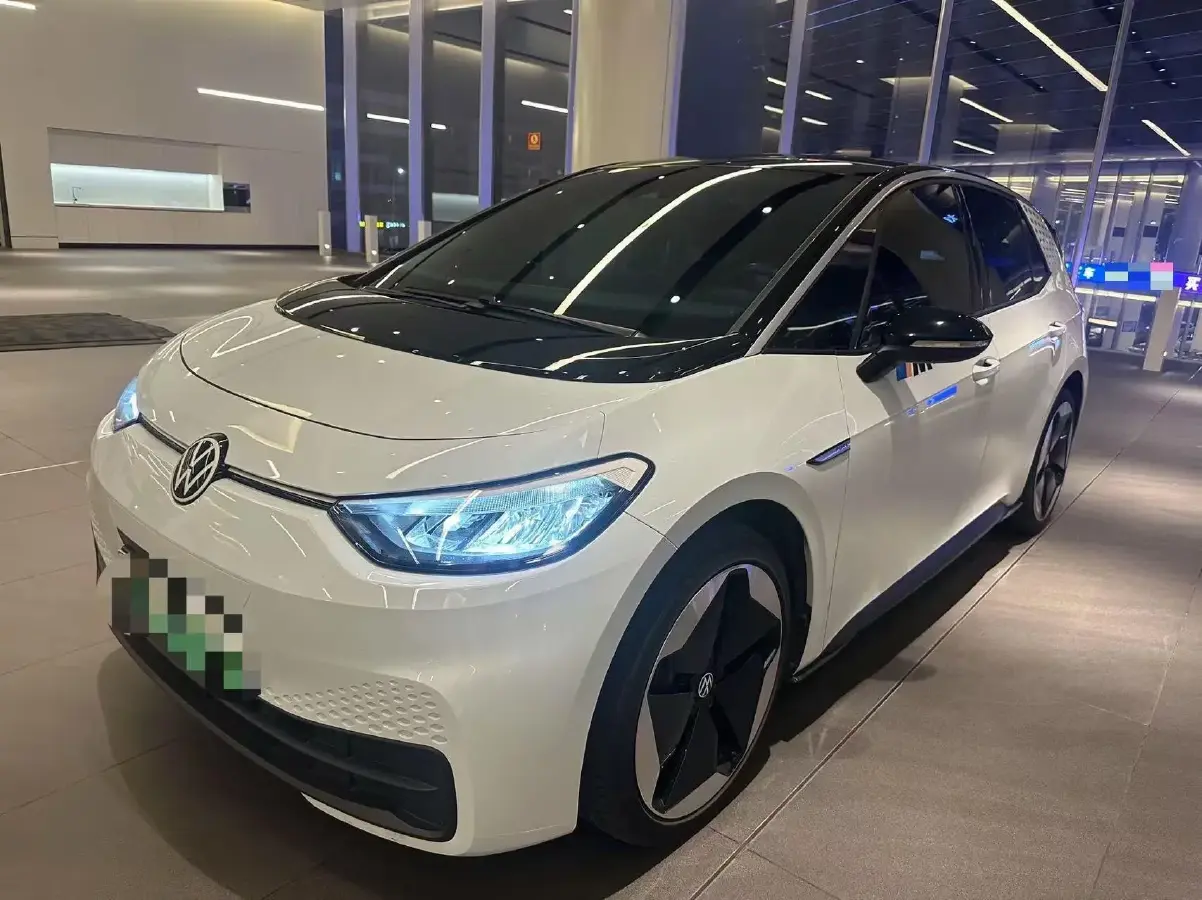 2023 Volkswagen ID.3 BEV 52.8KWH