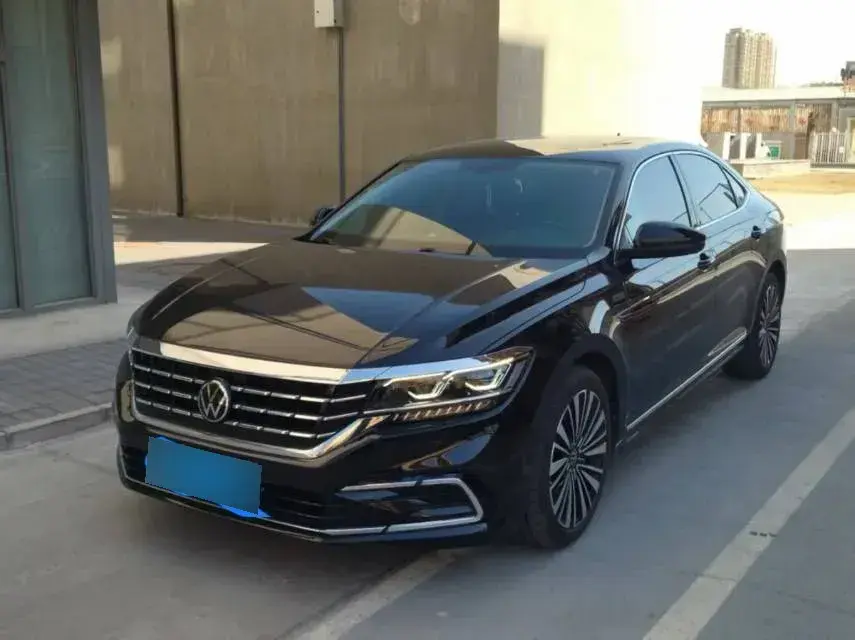 2021 Volkswagen Passat 2.0T 186HP L4 7DCT