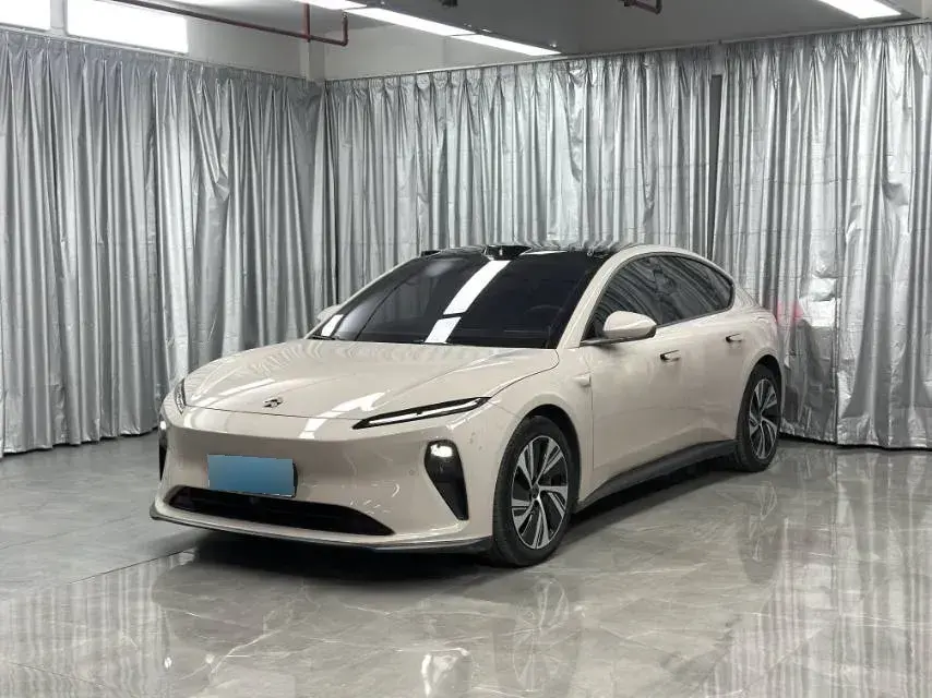 2022 NIO ET5 BEV 75KWH