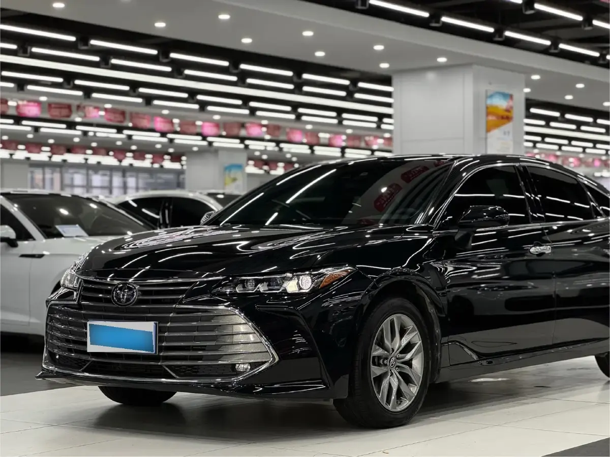 2022 Toyota Avalon 2.5L 209HP L4 8AT