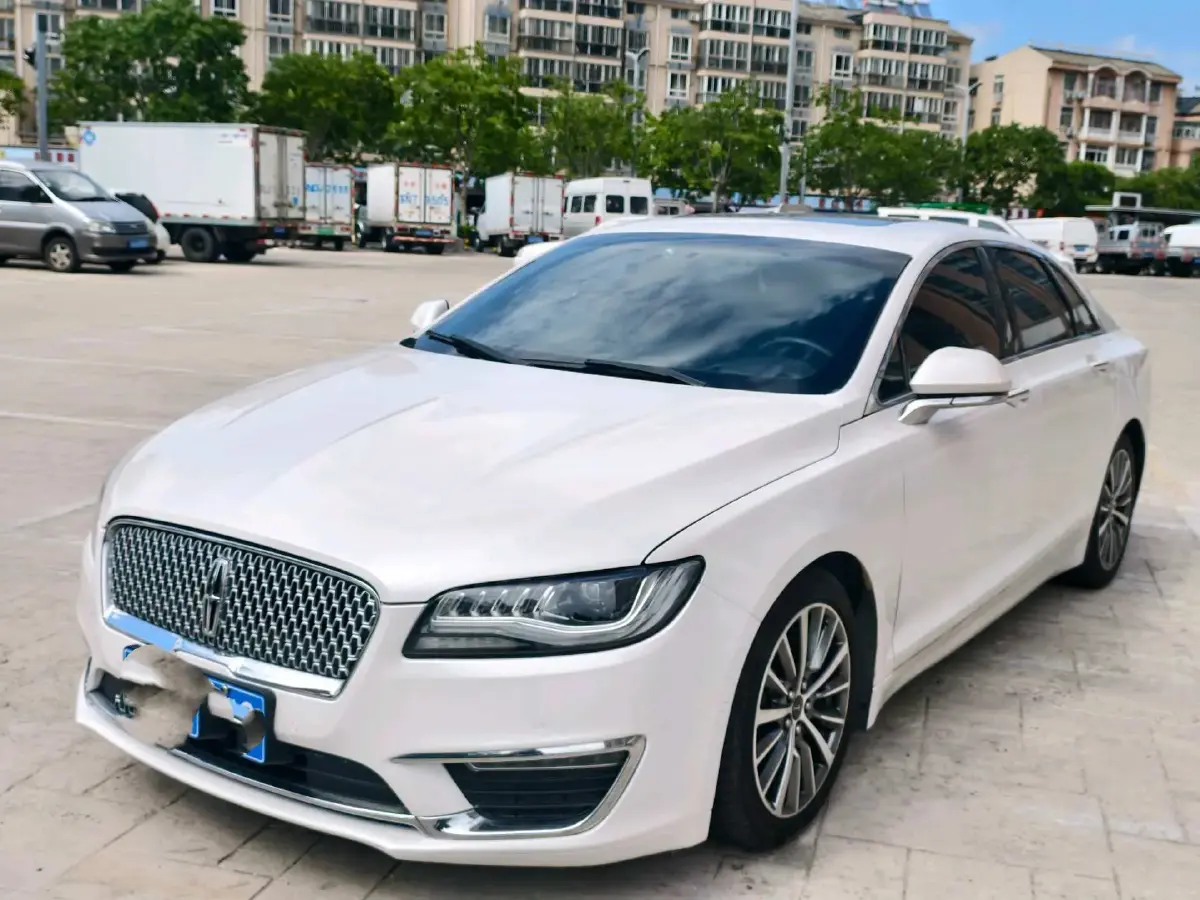 2019 Lincoln MKZ 2.0T 203HP L4 6AT