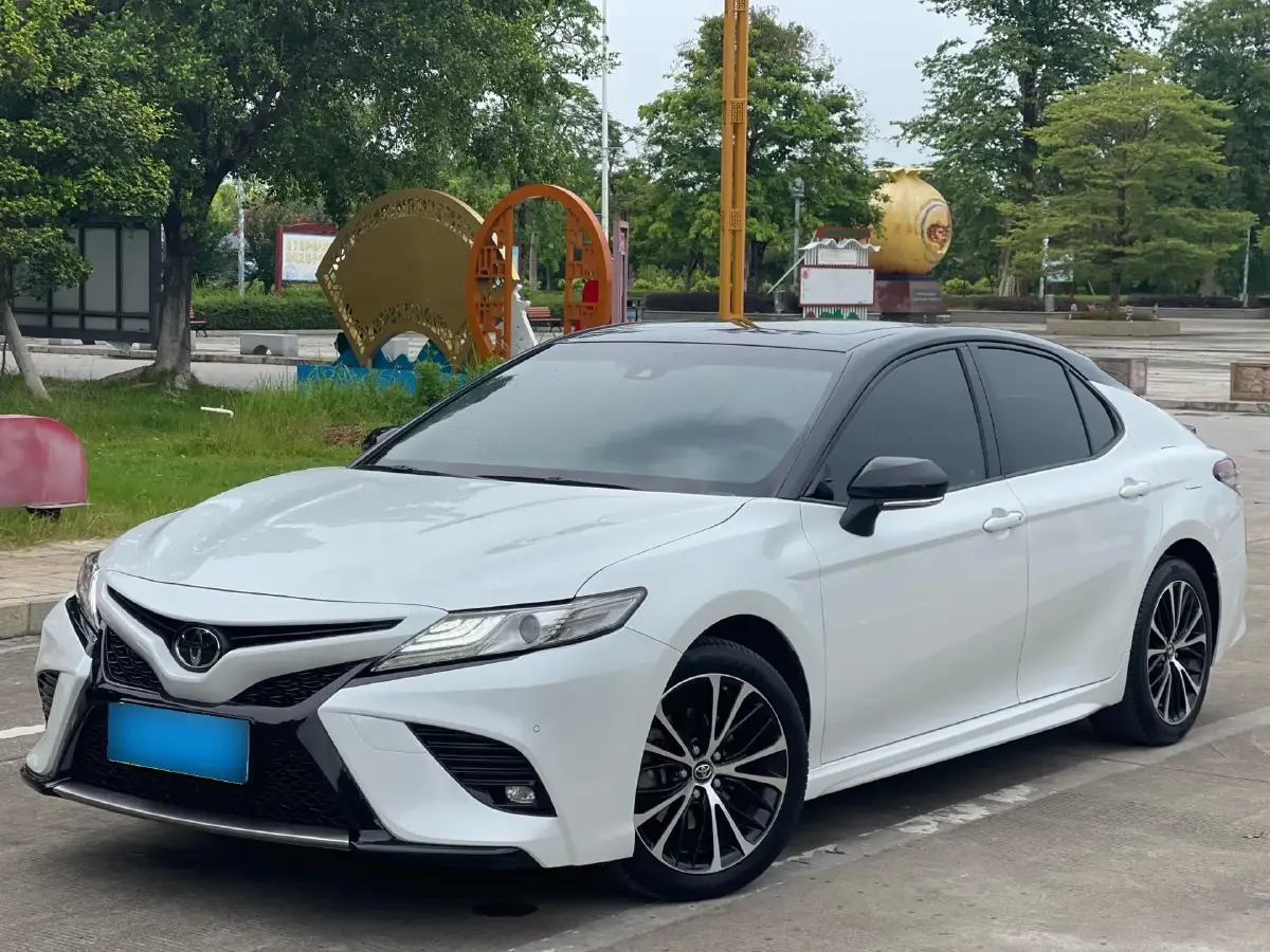 2019 Toyota Camry 2.0L 178HP L4 CVT