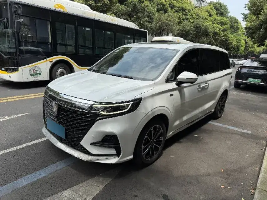 2021 Roewe iMAX8 2.0T 234HP L4 8AT