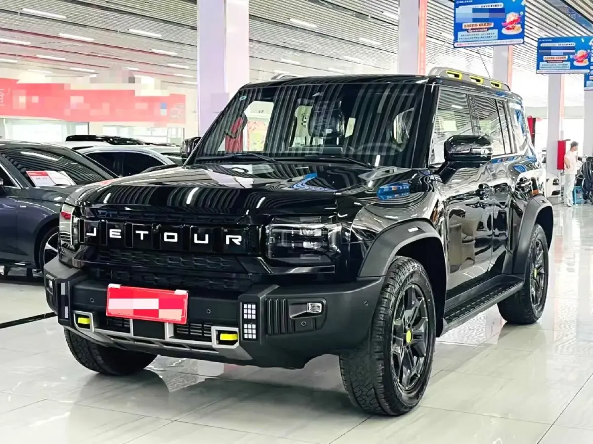 2025 Jetour Traveller 2.0T 254HP L4 7DCT