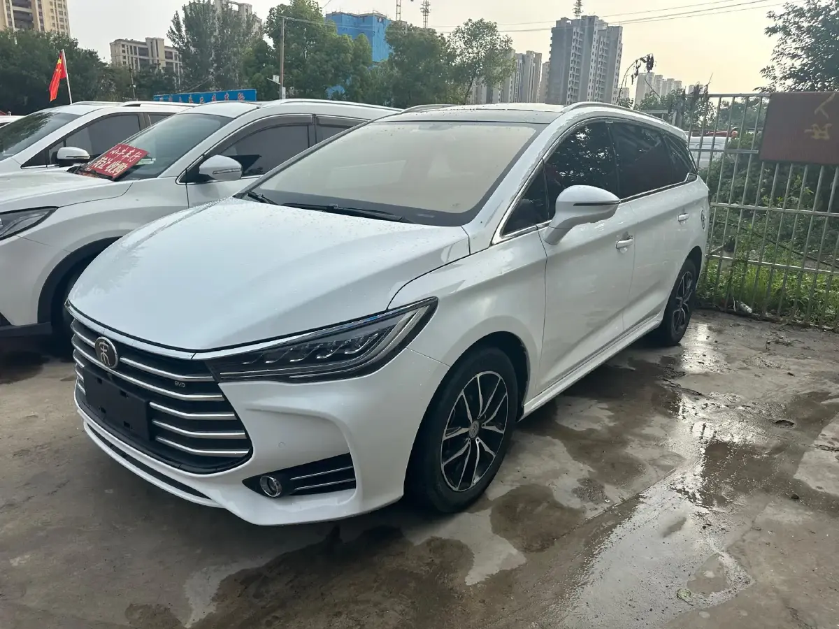 2017 BYD Song MAX 1.5T 154HP L4 6DCT