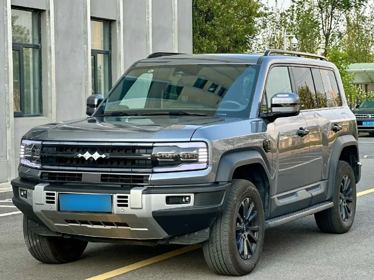 2023 FangChengBao Bao 5 1.5T 194HP L4 E-CVT PHEV 31.8KWH