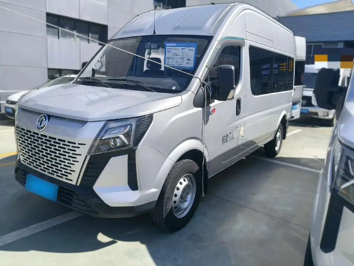 2023 DongFeng DFAC YuFeng 2.0T 136HP L4 6MT