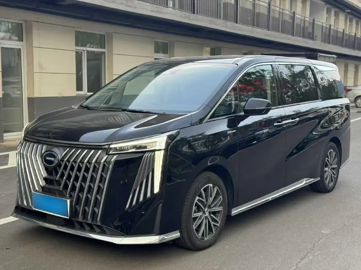 2024 GAC Trumpchi M8 2.0T 190HP L4 2DHT Hybrid