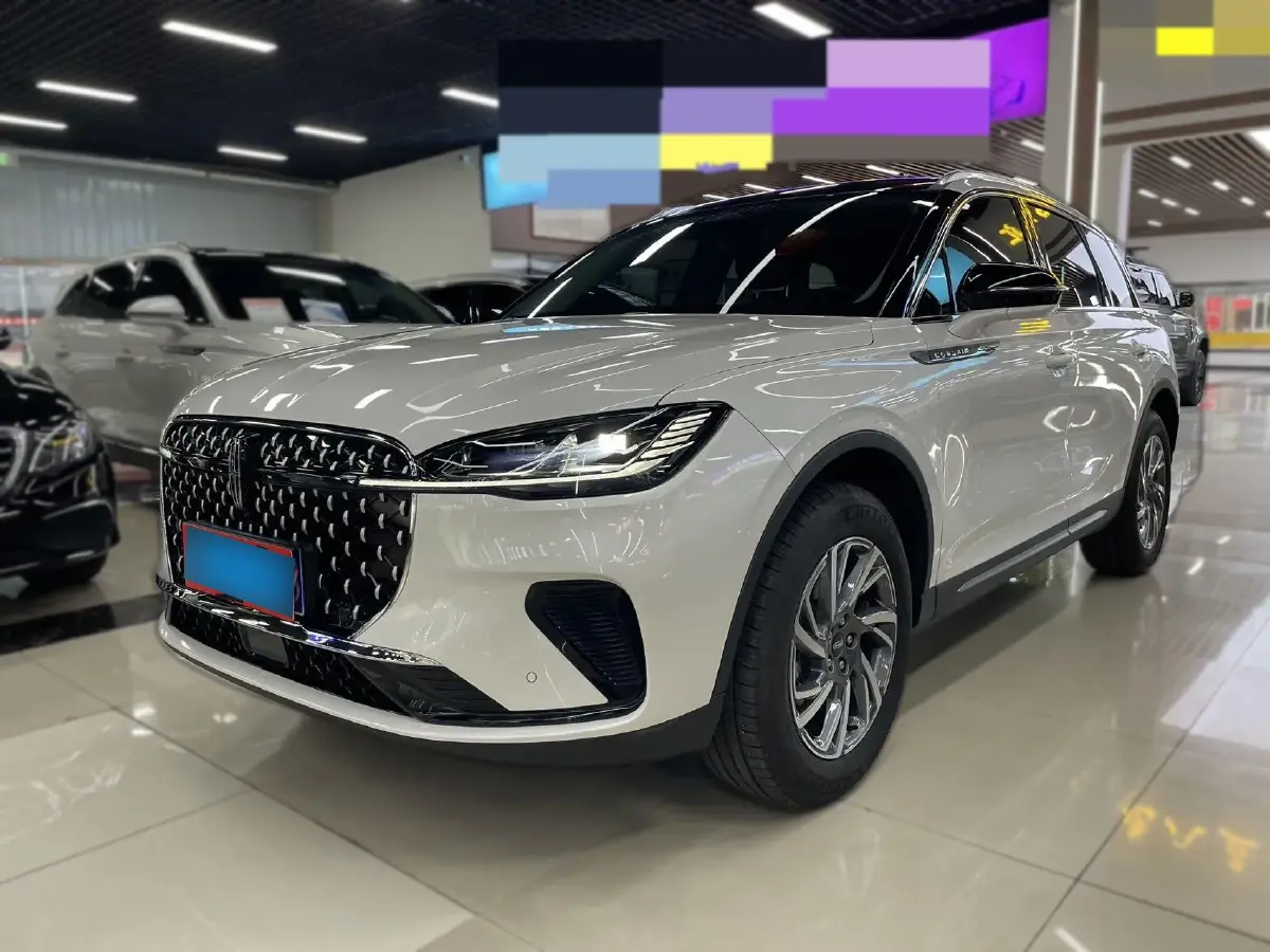 2023 Lincoln Corsair 2.0T 261HP L4 8AT