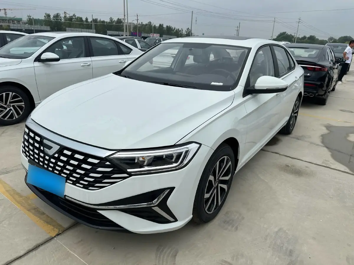 2025 Jetta JettaVA7 1.4T 150HP L4 7DCT