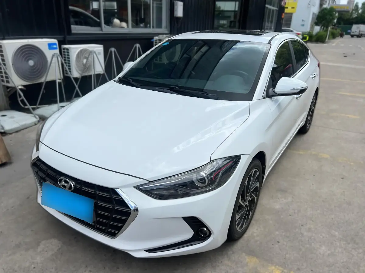 2019 Hyundai Elantra 1.4T 130HP L4 7DCT