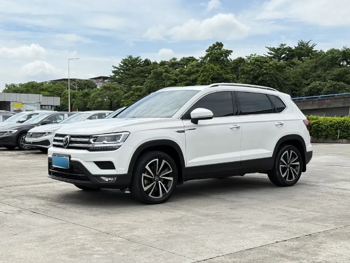 2021 Volkswagen Tharu 1.4T 150HP L4 7DCT
