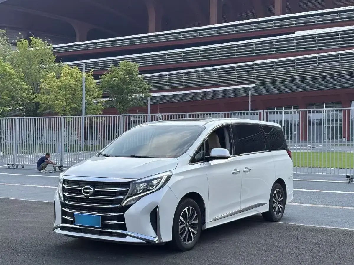 2023 GAC Trumpchi M8 2.0T 252HP L4 8AT