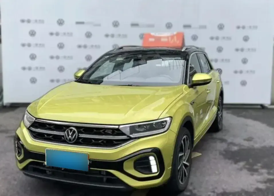 2023 Volkswagen T-Roc 1.5T 160HP L4 7DCT