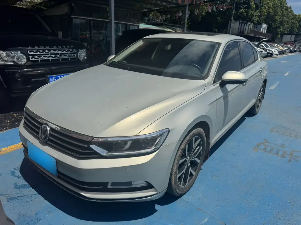 2019 Volkswagen Magotan 2.0T 186HP L4 7DCT