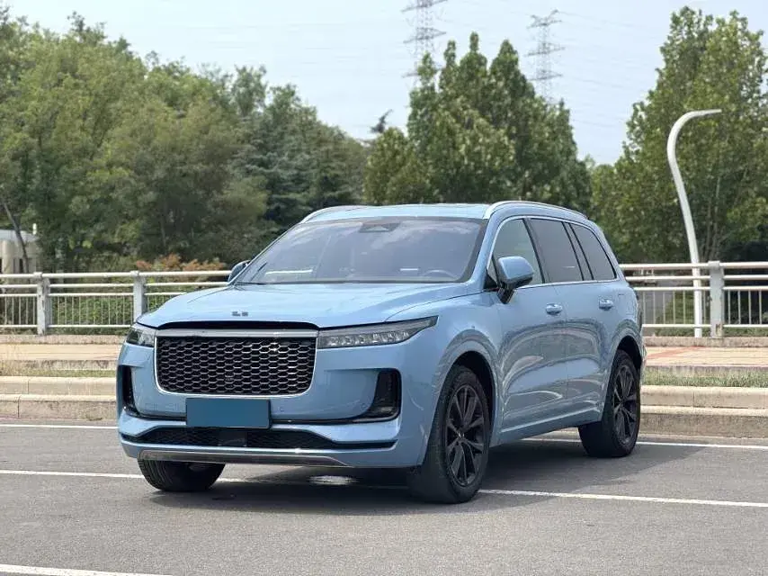 2020 Li ONE Range Extended 131HP REEV 40.5KWH