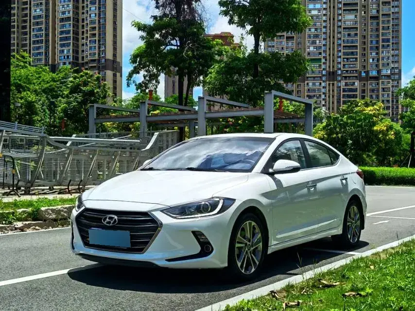 2016 Hyundai Elantra 1.6L 130HP L4 6AT
