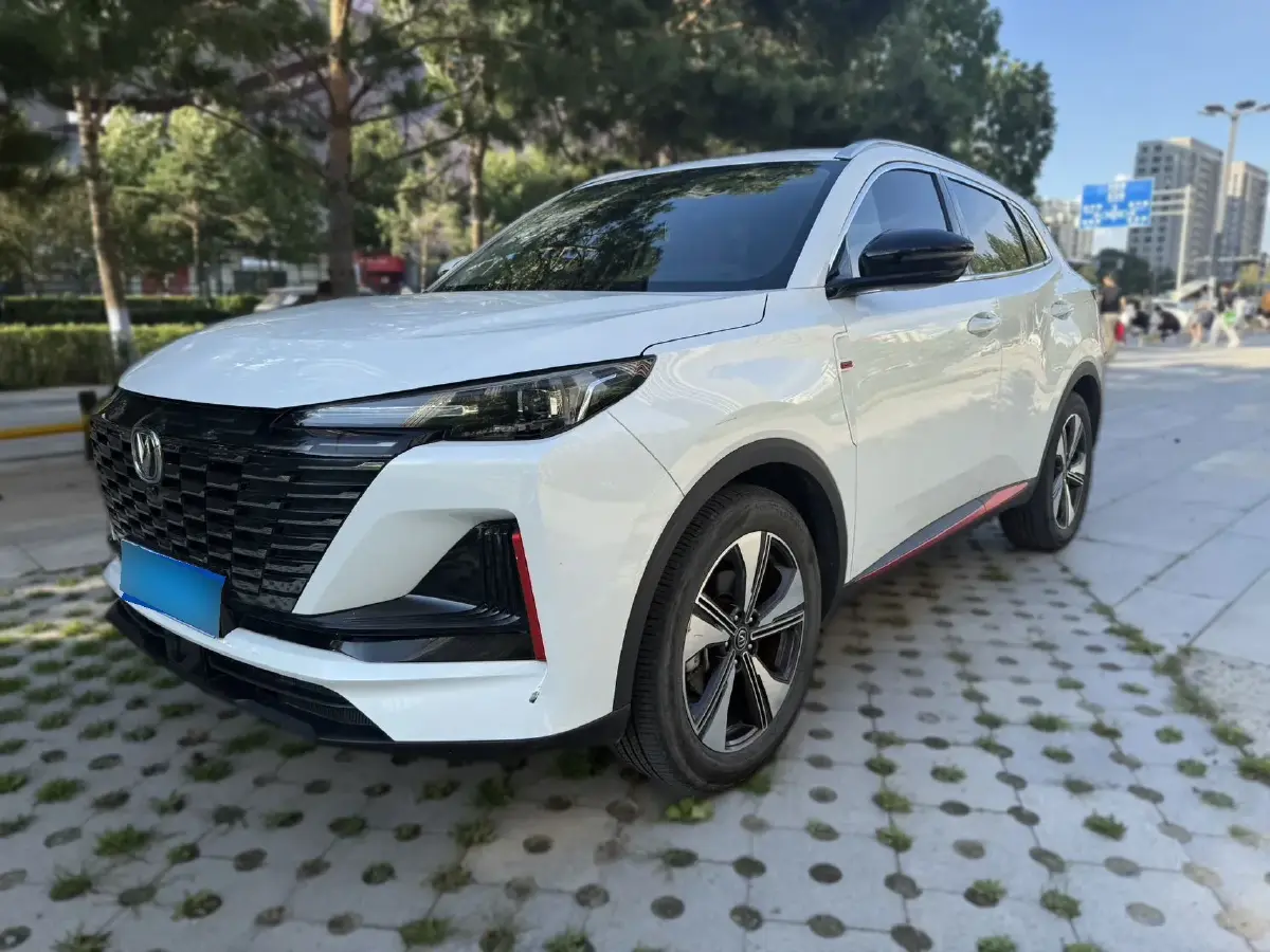 2022 ChangAn CS75 Plus 1.5T 178HP L4 6AT