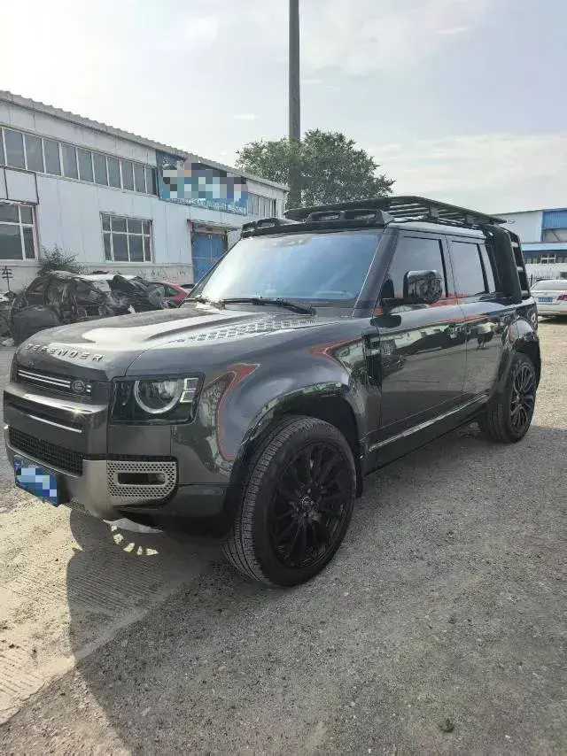 2024 Land Rover Defender 3.0T 400HP L6 8AT