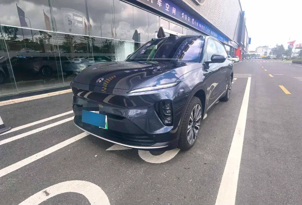 2024 NIO ES8 BEV 75KWH