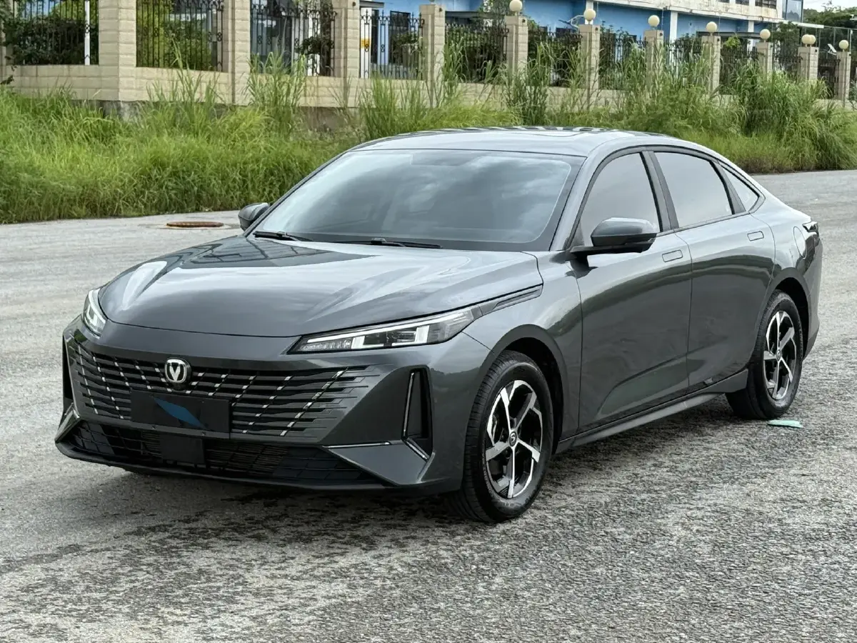 2024 ChangAn Eado 1.5T 170HP L4 7DCT