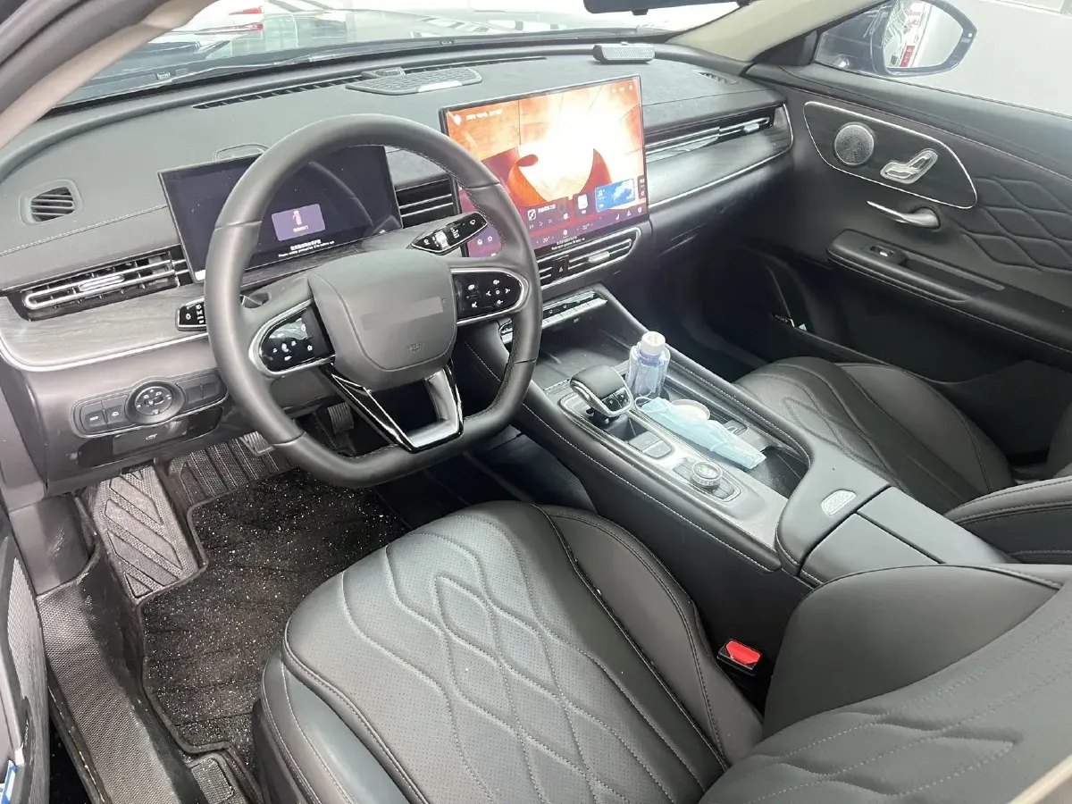 2025 Chery Arrizo 8 Pro 1.6T 197HP L4 7DCT,autocango,china used car exporter,china ev exporter,chinese used car exporter,chinese used ev exporter