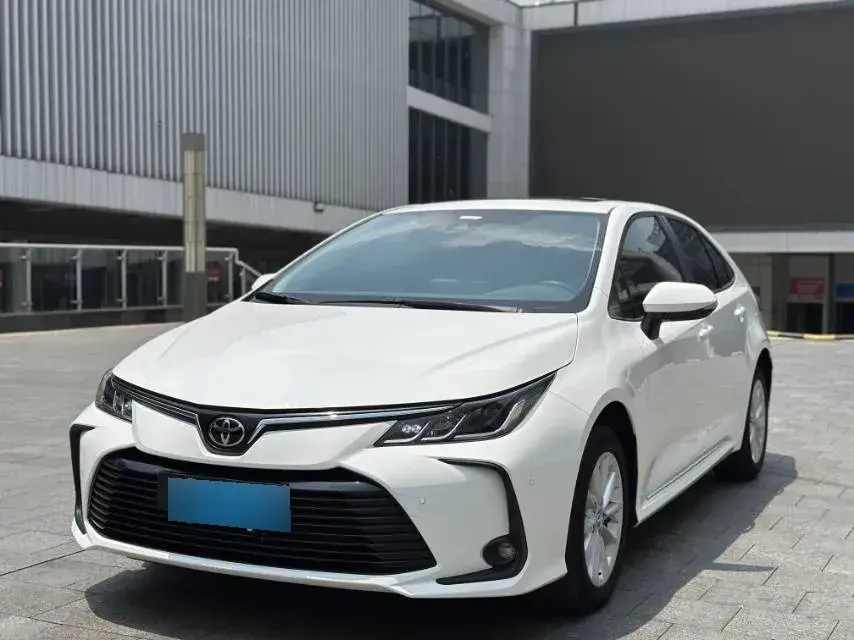 2021 Toyota Corolla 1.2T 116HP L4 CVT