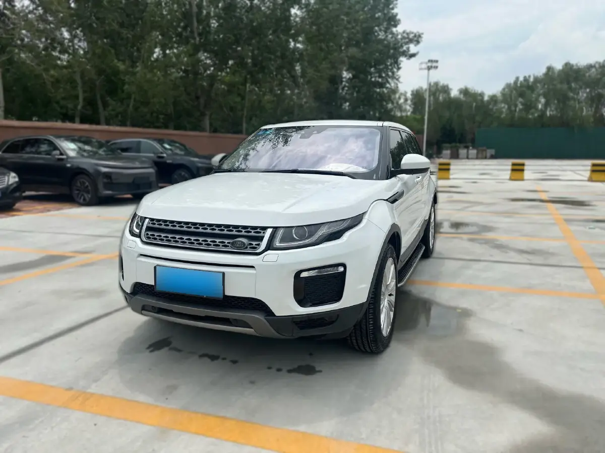 2018 Land Rover Range Rover Evoque 2.0T 241HP L4 9AT