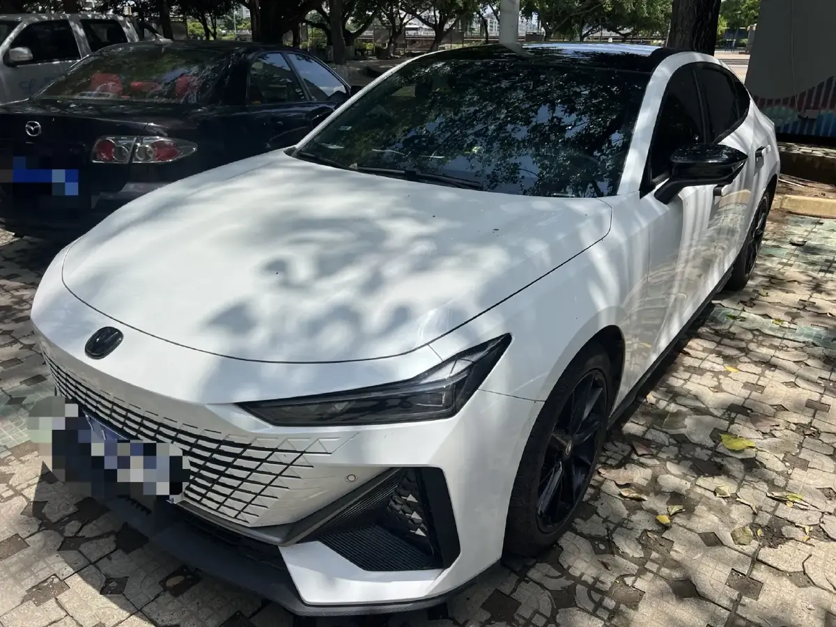 2023 ChangAn UNI-V 1.5T 188HP L4 7DCT