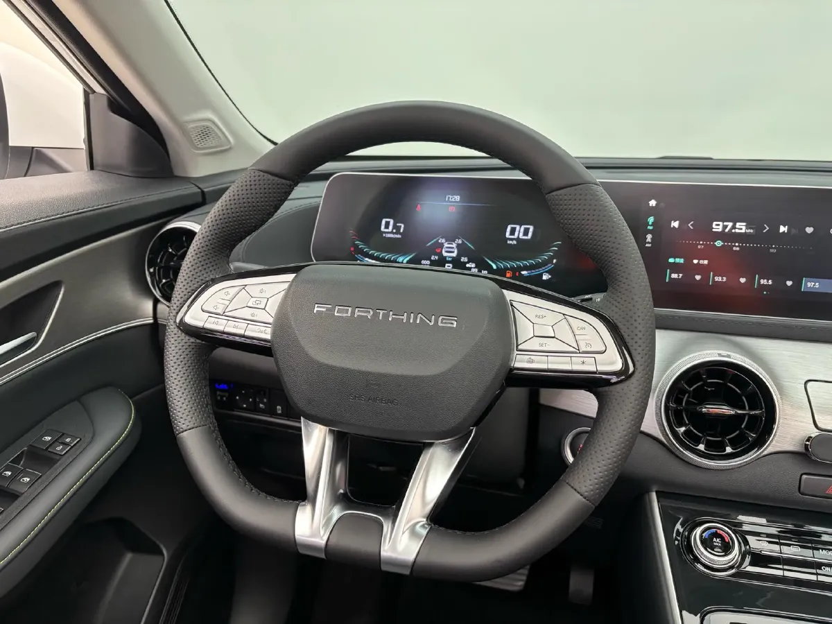 2024 DongFeng Forthing T5 EVO 1.5T 197HP L4 7DCT,autocango,china used car exporter,china ev exporter,chinese used car exporter,chinese used ev exporter