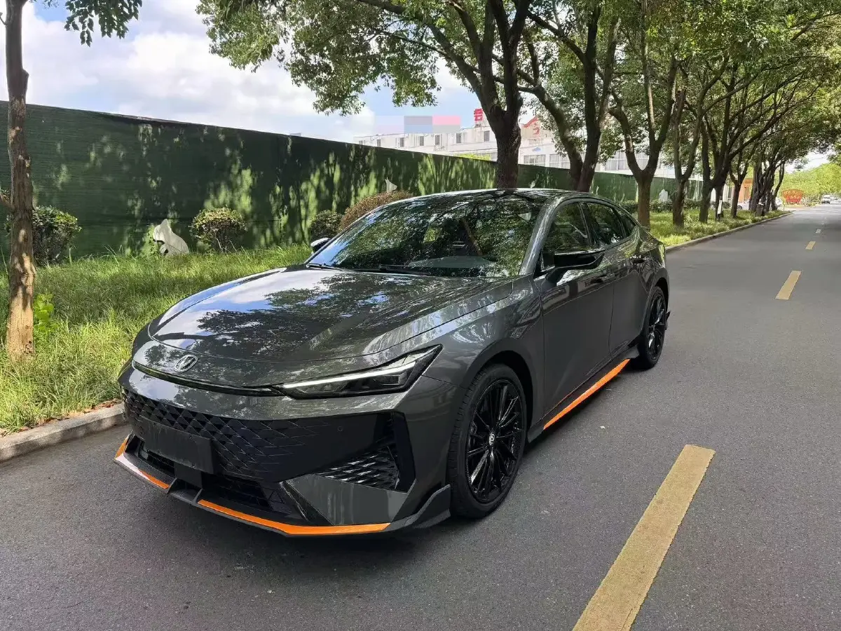 2024 ChangAn UNI-V 1.5T 188HP L4 7DCT